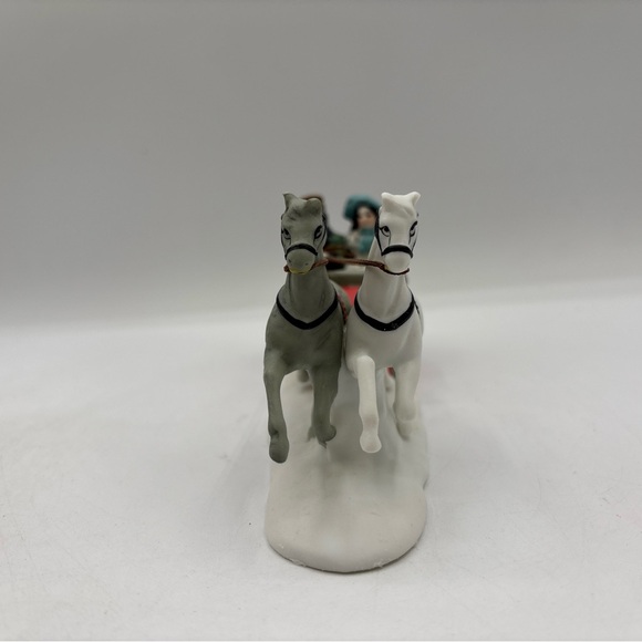 Department 56 1986 Vintage Heritage Village Collection Sleighride 6511-0 Retired - Picture 7 of 12